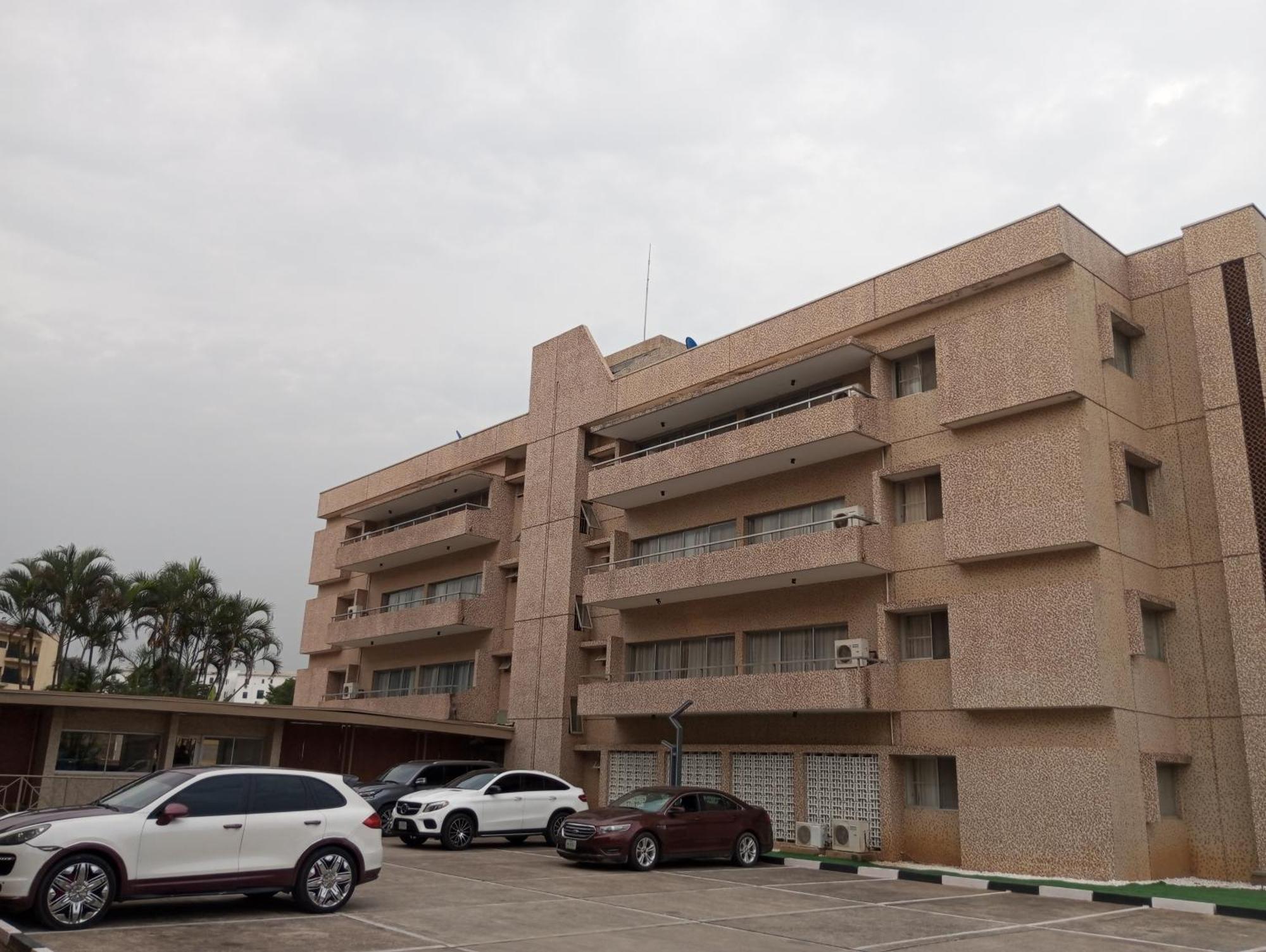 Sujimoto Residences Macdonald Lagos Ngoại thất bức ảnh