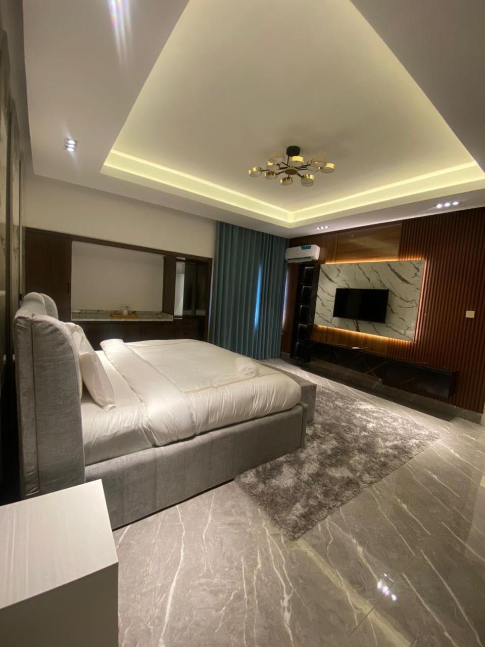 Sujimoto Residences Macdonald Lagos Ngoại thất bức ảnh